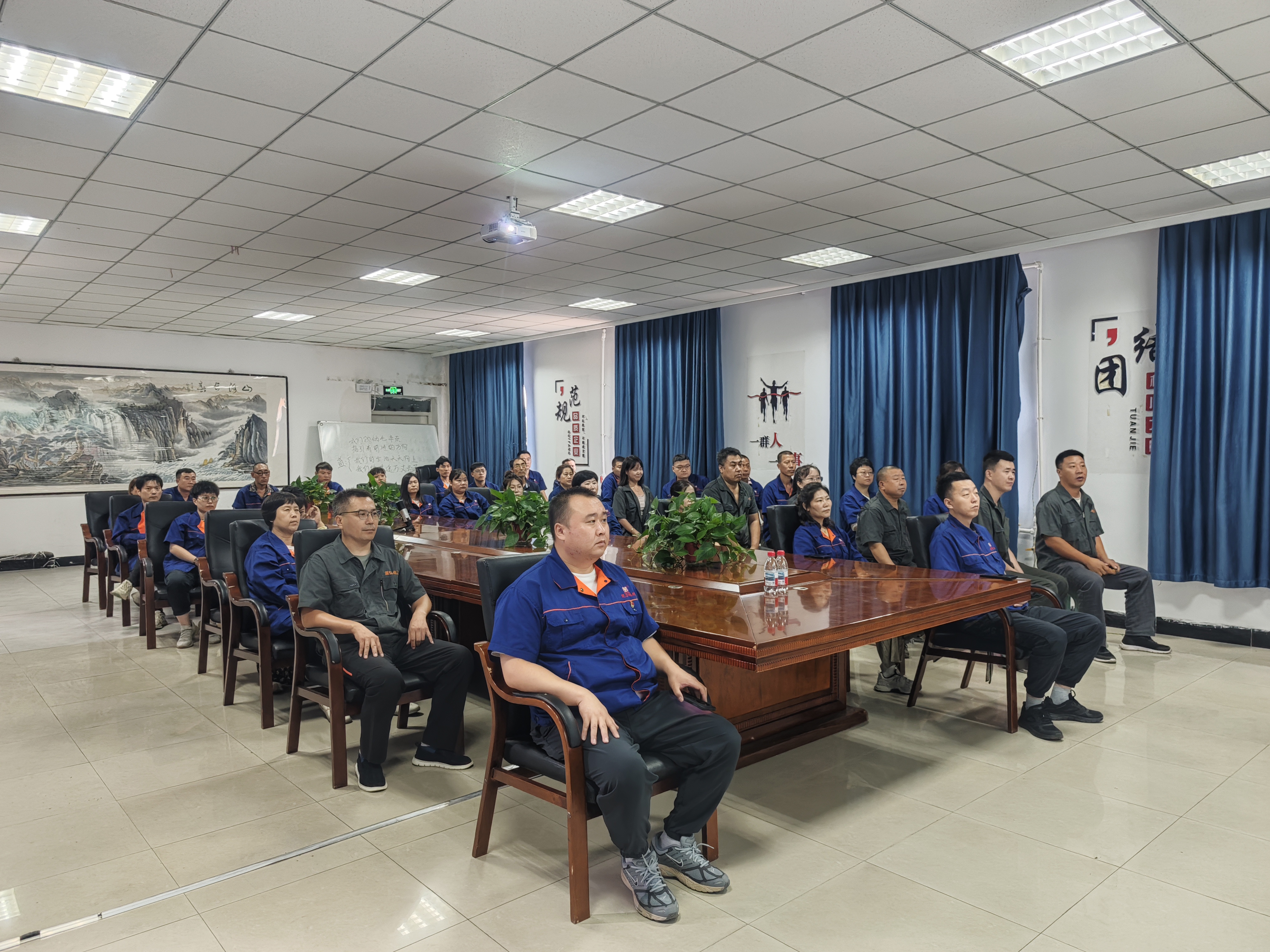 塑力、盛弘觀看 (2).jpg 塑力、盛弘觀看 (2).jpg